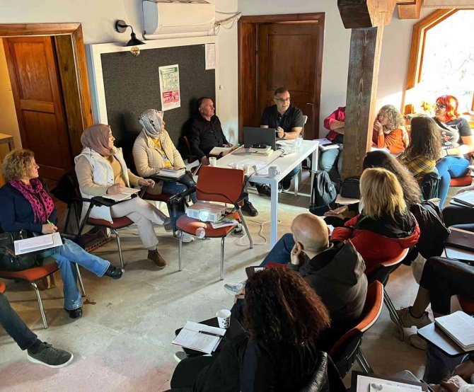 Kemal Varol Roman Yazmanın İnceliklerini Anlattı