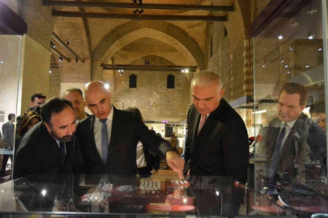 Artık Anadolu Kökenli Eserler Kaçak Yollarla İ̇sviçre’ye Giremeyecek