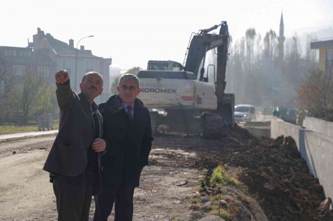 Kütahya’da Sulama Kanalları Temizlendi