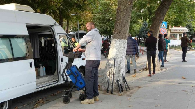 Malatya’nın En İşlek Noktasında Şüpheli Çanta Alarmı