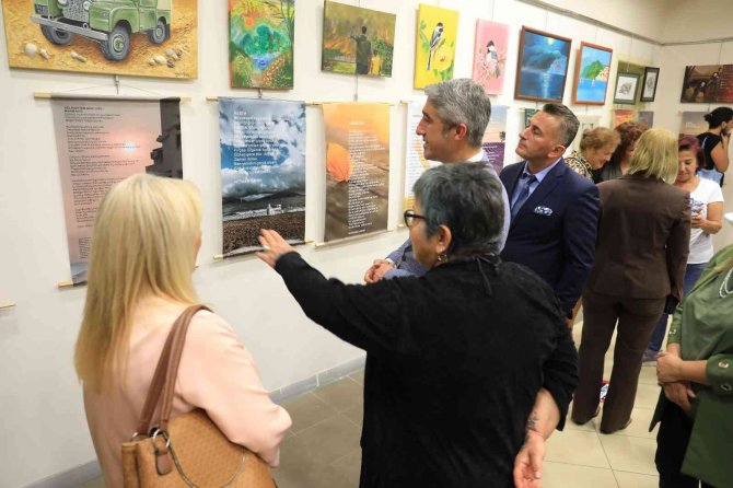 Marmaris’te Şiirle Resim Sergide Buluştu