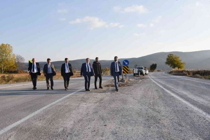 Karesi’de Naipli Ve Kocaavşar’a Beton Yol