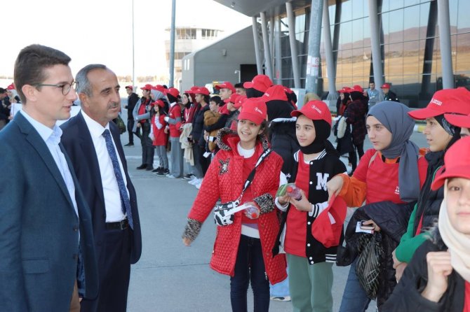 Bingöllü 121 Öğrenci, ’Gönül Köprüsü’ İle Ara Tatili Bursa’da Geçirecek