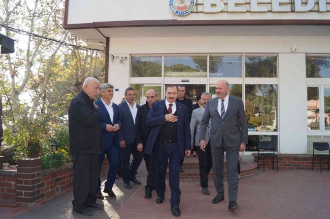 Kuyucak Belediyesi Eski Bakan Eroğlu’nu Ağırladı