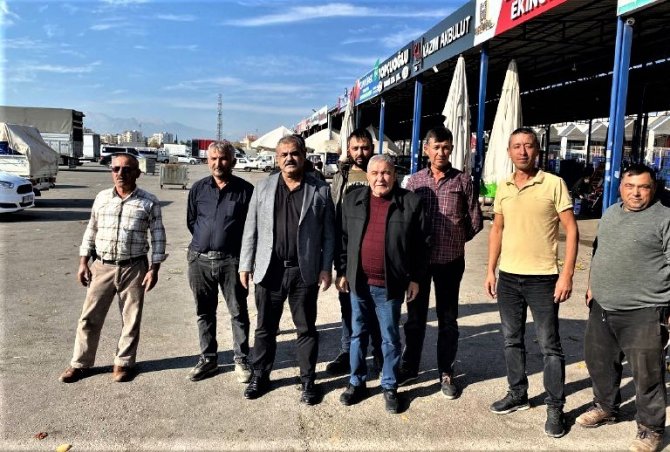 Yer Altından Kilometrelerce Yürüyerek Elektrik Kablolarını Çalan Hırsızlar Hal Esnafını Canından Bezdirdi