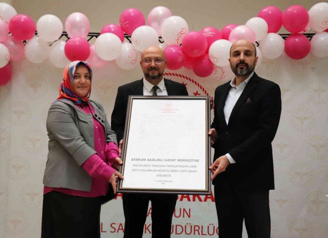 ’Bebek Dostu’ Sağlık Merkezlerine Plaket