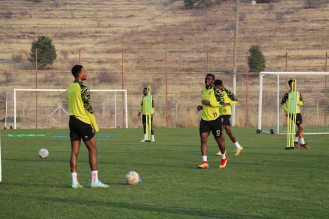 Yeni Malatyaspor’da Pendikspor Maçı Hazırlıkları Sürüyor