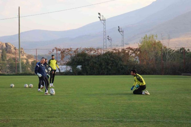 Yeni Malatyaspor’da Pendikspor Maçı Hazırlıkları Sürüyor