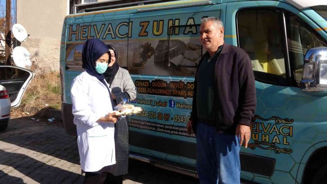 Cenazelerin Bir Numaralı İkramı ‘Un Helvası’ Geçim Kapısı Oldu