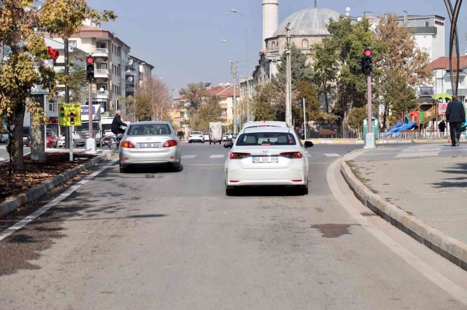 Başkan Dinçer: "Akıllı Sinyalizasyon Sistemlerinin Sayısını Artıracağız"