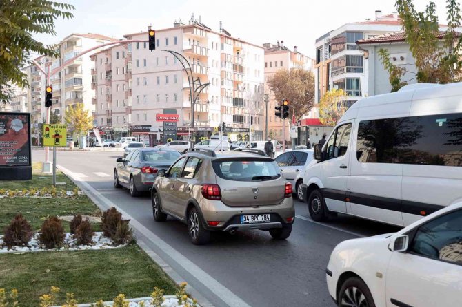 Başkan Dinçer: "Akıllı Sinyalizasyon Sistemlerinin Sayısını Artıracağız"