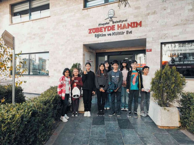 Çocuklar Fotoğraflarıyla Şehirlerini Keşfettiler