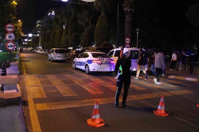 Aydın’da Unutulan Çanta Polisleri Alarma Geçirdi
