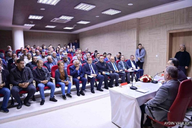 Vali Aksoy, Germencikli Muhtarlar İle Bir Araya Geldi