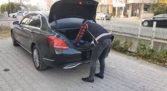 Balıkesir’de Suç Örgütüne Yönelik Operasyonda 15 Şüpheli Yakalandı
