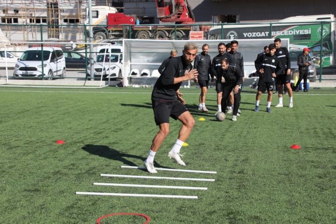 Yozgat Belediyesi Bozokspor, Develigücüspor Hazırlıklarını Sürdürüyor