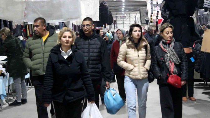 Bulgarlar Giysi Ve Deterjanını Kırklareli’den Karşılıyor