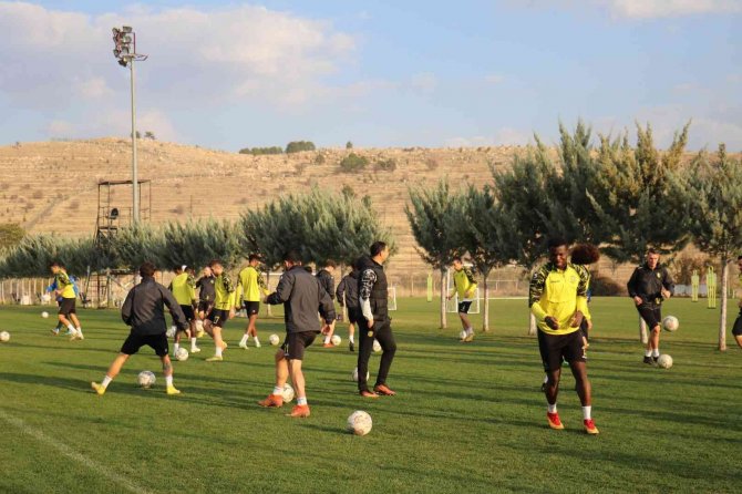 Godfred Donsah: "Evde Kazanamama Şansızlığımızı Kıracağımızı Düşünüyorum"