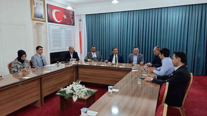 Eğitsel Ve Sosyal Projeler İçin Hazırlık Toplantısı Gerçekleştirildi