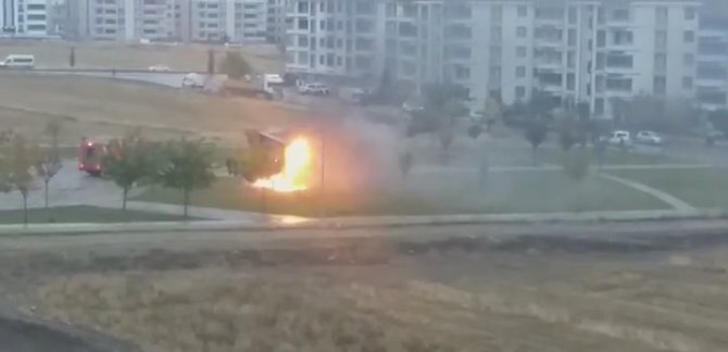 Elazığ’da Trafo Yangını Paniğe Neden Oldu