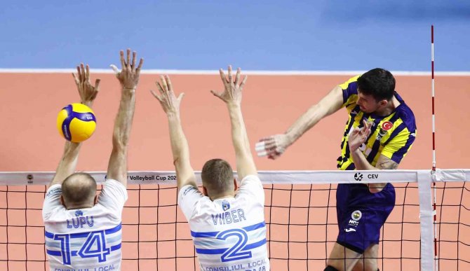 Fenerbahçe Hdı Sigorta, Cev Kupası’nda Son 16 Turu’na Yükseldi