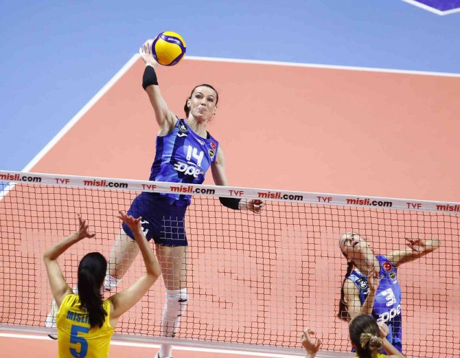 Sultanlar Ligi: Fenerbahçe Opet: 3 - Ptt: 0