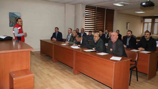 Hakkari Belediyesi Personeline İş Sağlığı Eğitimi Verildi