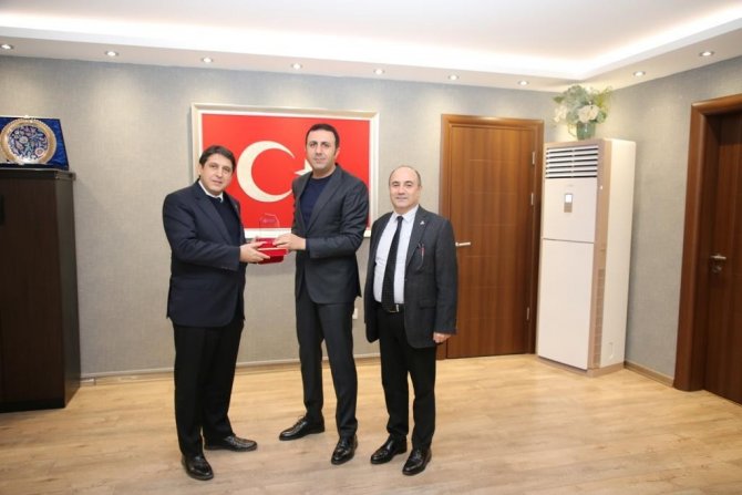 Küçükçekmece Kaymakamlığı’ndan İ̇stanbul Arel Üniversitesi’ne Anlamlı Destek