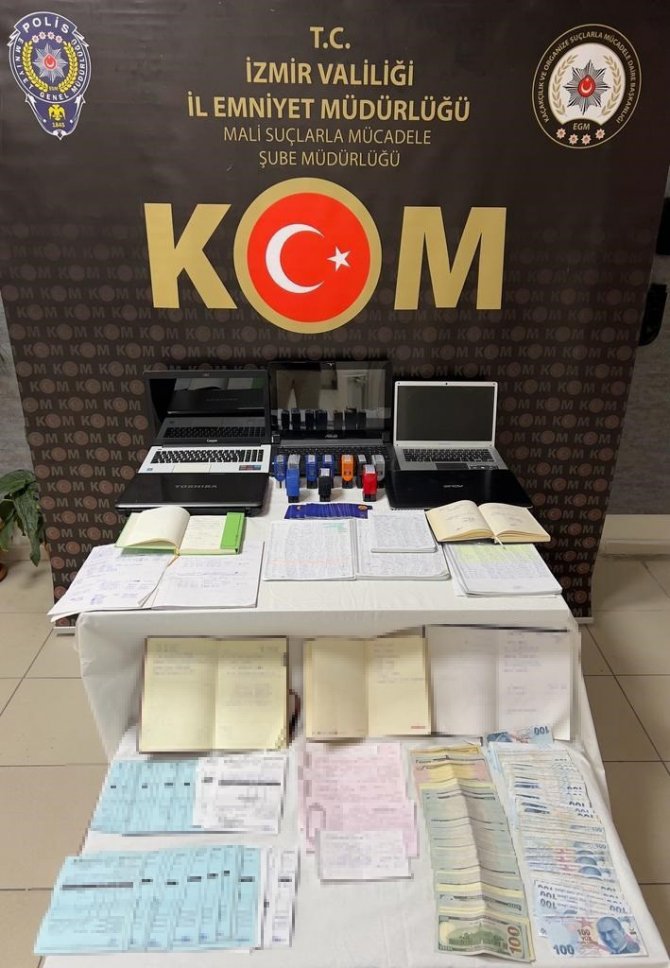 İ̇zmir’de 6 Milyon Tl’lik Vurgun Yapan Tefecilere Operasyon: 28 Gözaltı