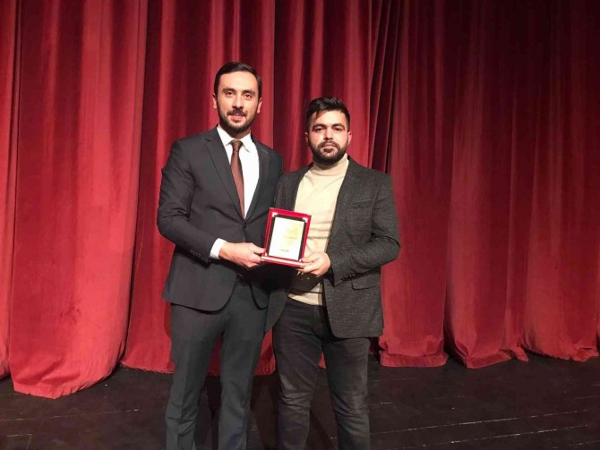 ‘Başarı Bedel İ̇ster’ Konferansına Yoğun İlgi