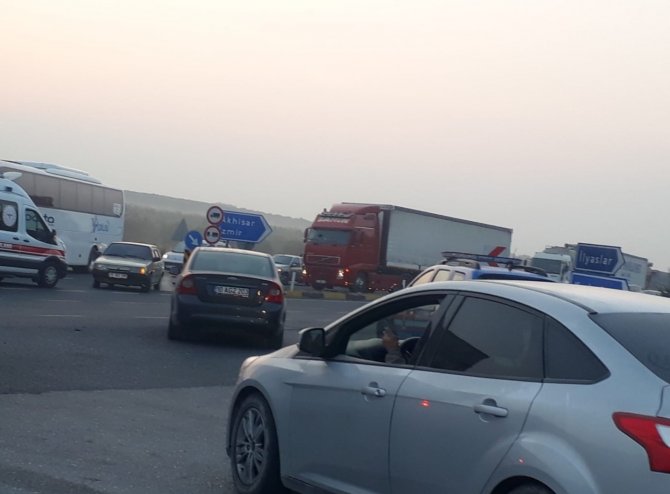 Manisa’da Trafik Kazası: 2 Ölü 5 Yaralı