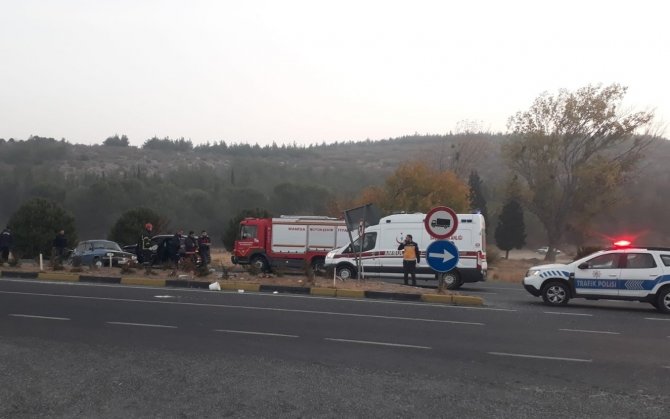 Manisa’da Trafik Kazası: 2 Ölü 5 Yaralı