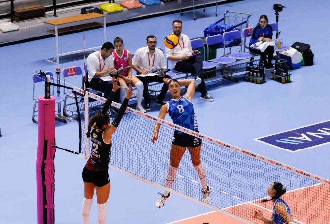 Sultanlar Ligi: Nilüfer Belediyespor: 3 - Sarıyer Belediyespor: 1