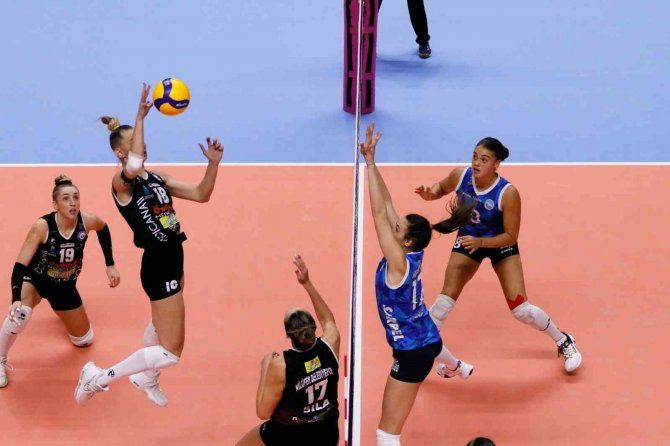 Sultanlar Ligi: Nilüfer Belediyespor: 3 - Sarıyer Belediyespor: 1