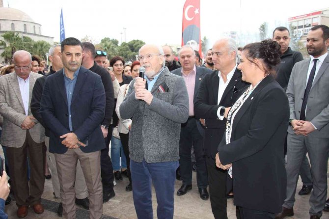 Ressam Kahraman’ın ’Güz’ Adlı Resim Sergisi Aydın’da Açıldı