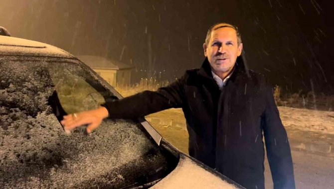 Sarıkamış’ta Kar Etkili Oluyor