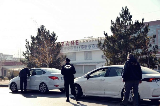 Afyonkarahisar’da ‘Düzensiz Göç İle Mücadele Ve Huzur Uygulaması’
