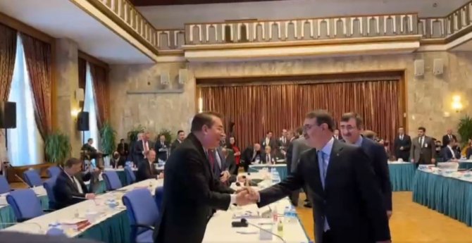 Aydemir’den Ak Siyasette Pozitif Enerji Vurgusu