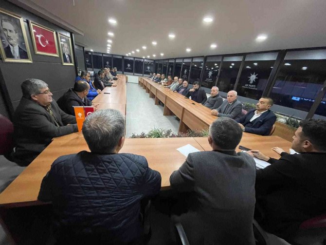 Ak Parti Yönetim Kurulu Toplandı