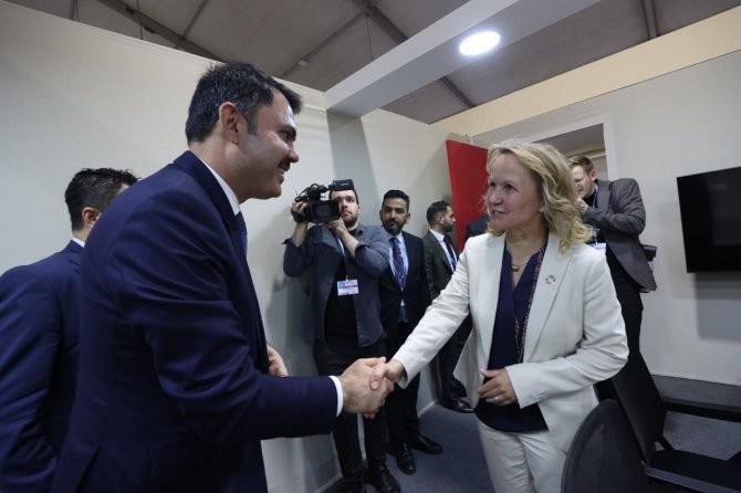 Bakan Kurum’dan Mısır’da Yoğun Diplomasi Trafiği