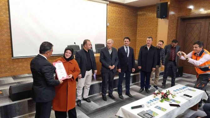 Bayburt’ta Okullar “Okulum Temiz” Belgelerine Kavuştu