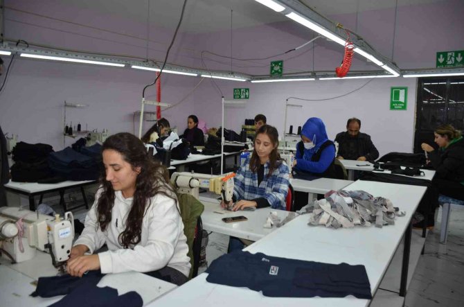 Devlet Desteği İle İş Yeri Açtılar, Siparişleri Yetiştiremiyorlar