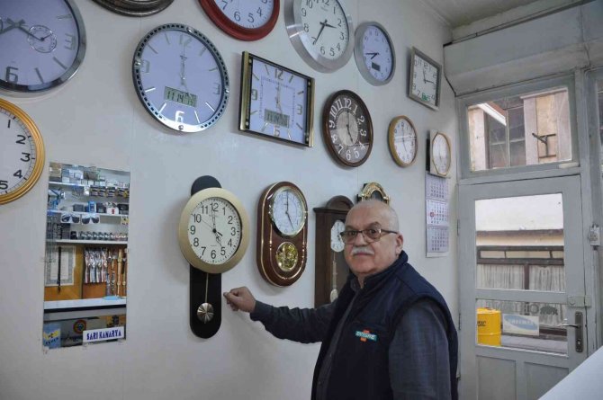 16 Yaşında Başladı, Yarım Asırdır Zamana Ayar Veriyor