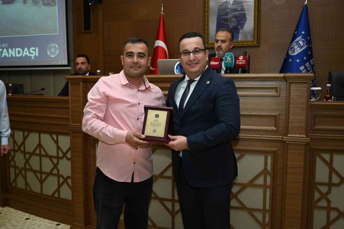Ayın Vatandaşları Ödüllendirildi