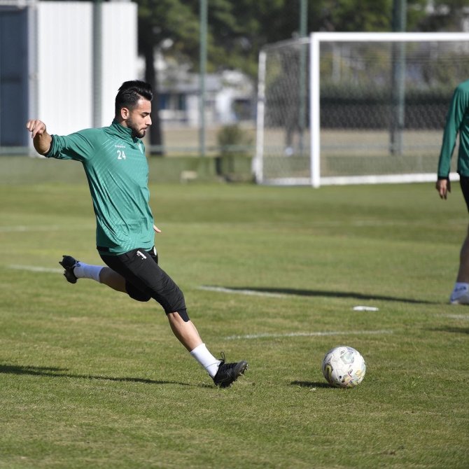 Bursaspor’da Isparta 32 Spor Maçı Hazırlıkları Devam Ediyor