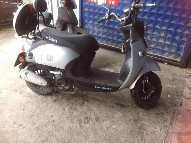 Park Ettiği Motosikleti Evinin Önünde Çalındı
