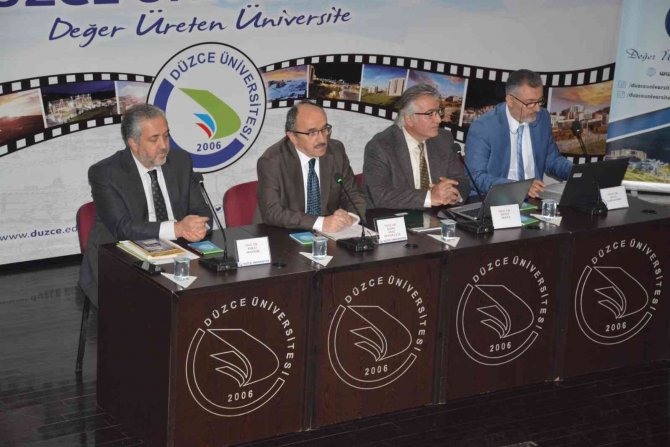 Süleyman Çelebi: Mevlid’i Anlamak Adlı Paneli Yapıldı