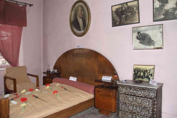 Atatürk’ün Elazığ’a Gelişinin 85’inci Yıl Dönümü Etkinliklerle Anıldı