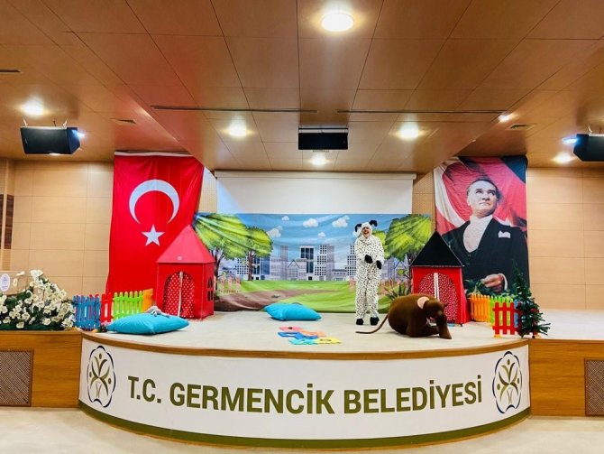 Germencikli Çocukların Tiyatro Sevinci