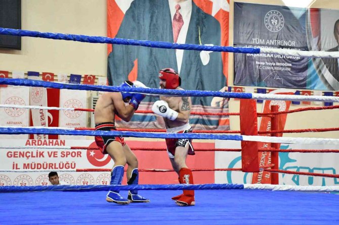 Kick Boks Zafer Kupası Başladı
